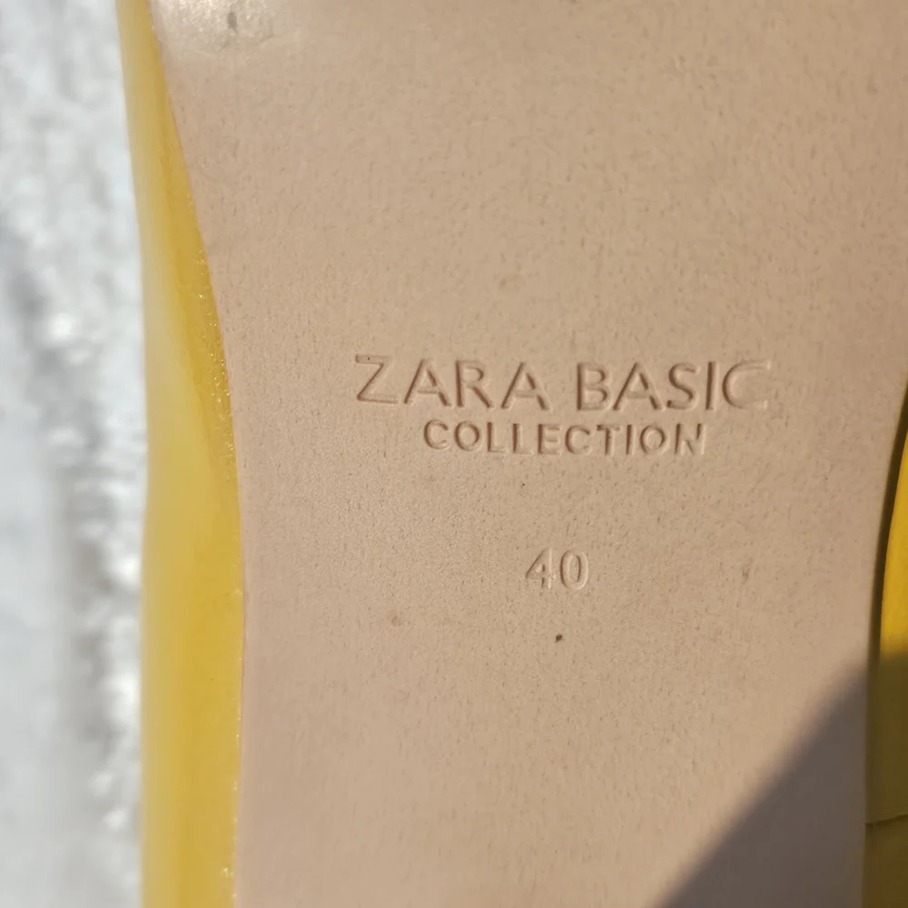 Zara Yellow Block Heels Size 9 Office Chunky Minimalist Retro Y2K Office Casual - Picture 6 of 10